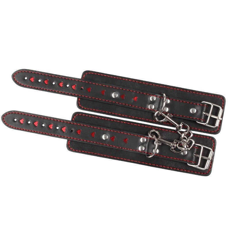 Hot Selling Sm Adult Sex Toys Handcuffs Love Hollow PU Chain Leather Husband And Wife Training Handcuffs Foot Cuffs Generation Hair