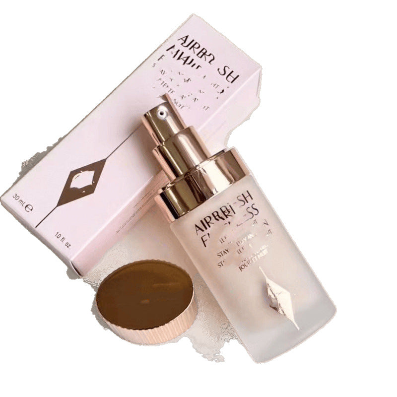 Cross-Border Live Broadcast C /T Red Carpet Liquid Foundation 30ml # 1N # Two N # 1C. # 2C Four-Color Complete Moisturizing And Long-Lasting Wholesale