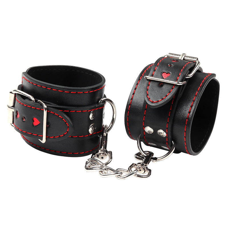 Hot Selling Sm Adult Sex Toys Handcuffs Love Hollow PU Chain Leather Husband And Wife Training Handcuffs Foot Cuffs Generation Hair
